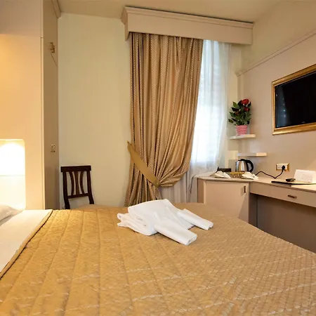 Hotel Arcobaleno 3*