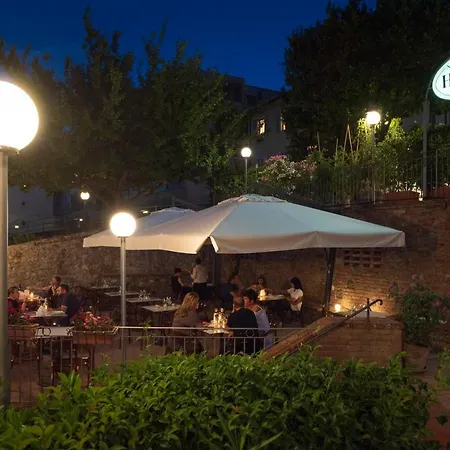 Arcobaleno Szálloda Siena