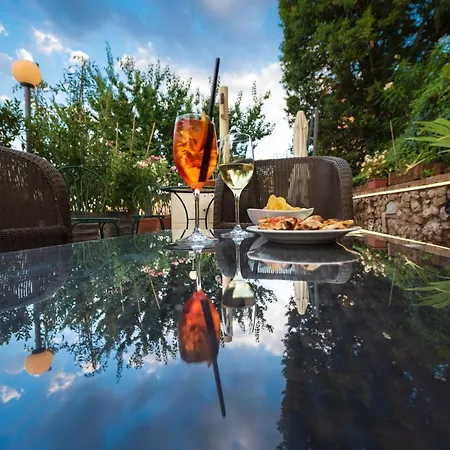 Szálloda Arcobaleno 3*